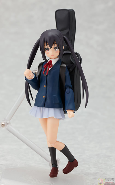 Фигурка фигма Адзуса Накано (figma Nakano Azusa School Uniform Ver.)