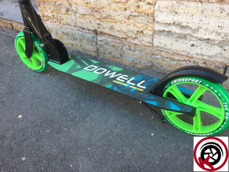 Самокат eXplore Dowell черно-зеленый с ручным тормозом + светится колесо