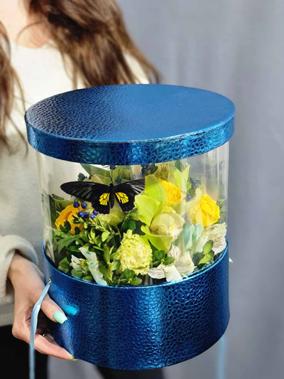 Букет с большой бабочкой №94