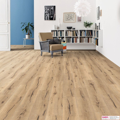 Декор ламината Haro Tritty 100 Дуб Италика Крем 538920 в интерьере комнаты