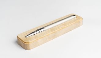Деревянная коробка для ручки