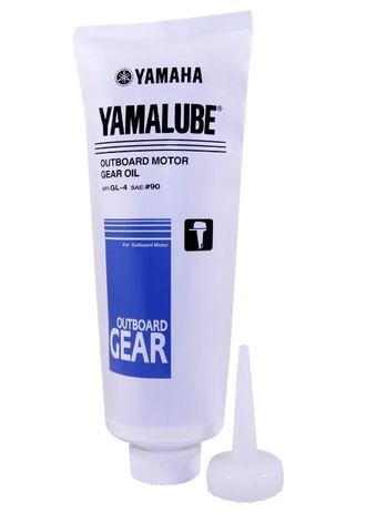 Масло трансмиссионное Yamalube Outboard Gear Oil GL-4 SAE 90 для лодочных моторов 750мл