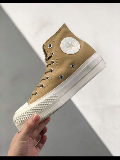 Кеды кожаные Converse Lift замшевые бежевые на платформе