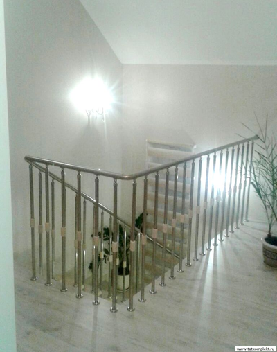 Лестничные ограждения из нержавеющей стали Частокол