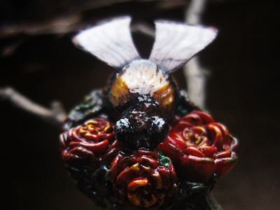 Коллекционное кольцо "Царевич Шмель в цветущем саду"