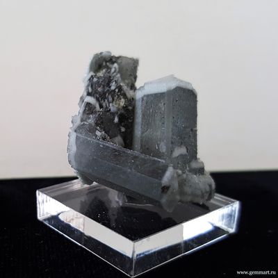 Натролит, сросток кристаллов. Кольский п-ов. Россия. 33*25*24мм