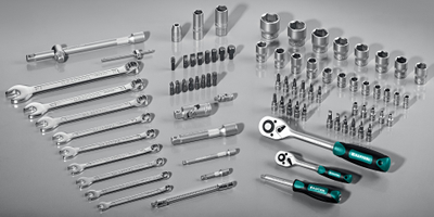 Универсальный набор инструмента KRAFTOOL X-Drive 82, 82 предм., (1/2?+1/4?)