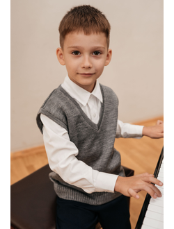 Жилет серый