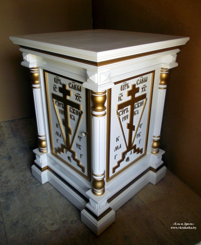 Жертвенник ручной работы, Великая Кракотка, ель и дрель