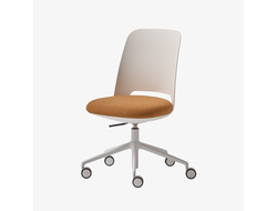 Поворотный стул Orus с 5-спицевой алюминиевой поворотной основой на роликах+газлифт+механизм наклона