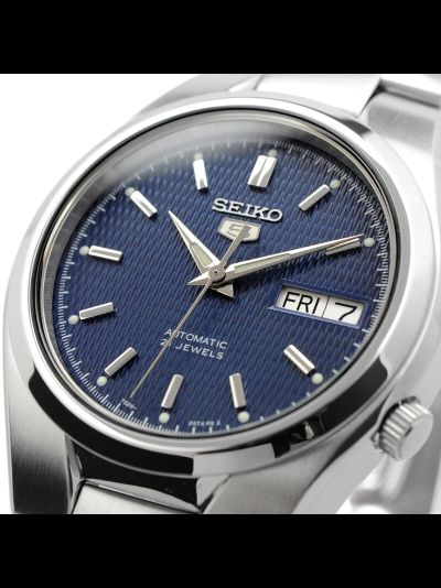 Наручные часы Seiko SNK603K1