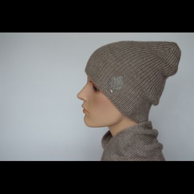 Шапка из альпака и шелка Vizio Италия 9015 CL бежевая с украшением