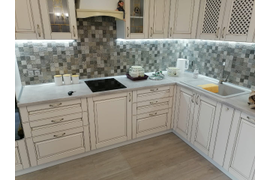 Кухня Кремовая с патиной золото