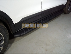 Пороги алюминиевые с пластиковой накладкой (карбон черные) 1720 мм ТСС для Geely Coolray 2020-2024