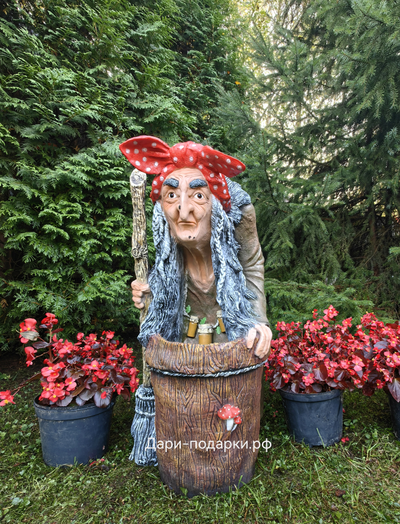 БАБА ЯГА 85*46*74 см  14 кг   полистоун Россия  15388/016790*