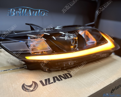 Фары Toyota Camry 40 в стиле Lexus бегающие