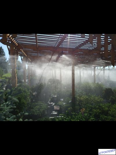 Дождеватель туманообразующий зеленый,  53,9-81,7л/ч, радиус 1-1,2м