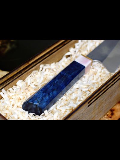 Нож ручной работы Gyuto Y82 / сталь D2 / карельская береза / синий