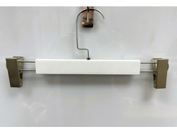 T88XW Вешалка деревянная белая с хром прищепкой