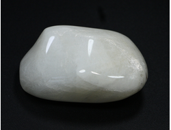 Лунный камень, галтовка крупная, Индия (54*32*23 мм, 77 г) №22536