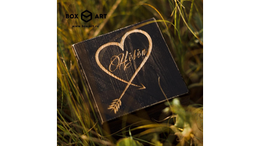 5066 Шкатулка для кольца
Материал: лиственница
Материал ложемента: искусственный бархат