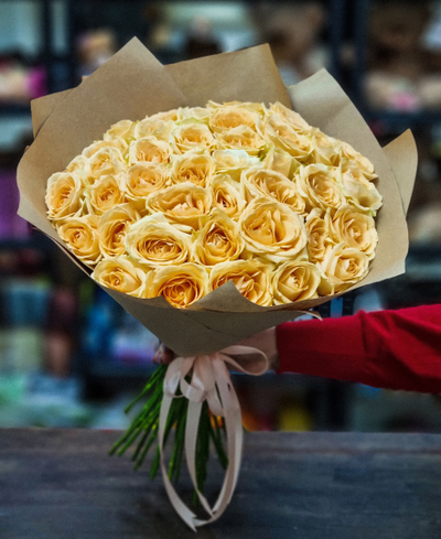 Роза Россия 60 см 51 шт