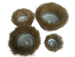 Щетка чашечная для УШМ с гайкой (витая латунированная проволока 0.3мм) 150мм