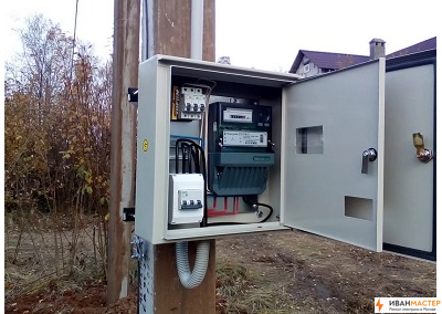 Установка и сборка электрощитка на столбе в Москве и Подмосковье ИВАНМАСТЕР