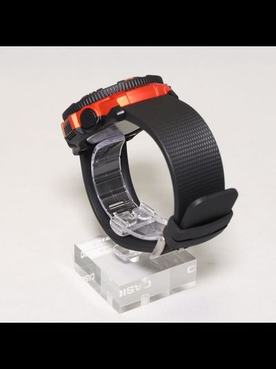 Часы Casio Pro Trek PRT-B50-4