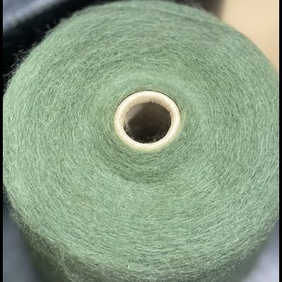 IGEA art. ASTRO 50% кид мохер 3% шерсть 47% РА 1000 м/100 гр цв. Олива