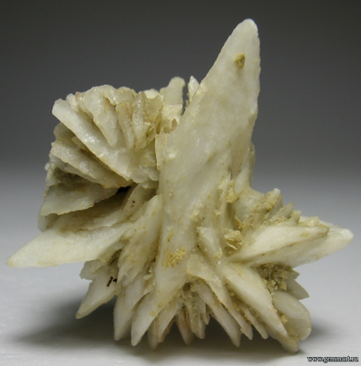 Кальцит псевдоморфоза по глаубериту. Camp Verde. Arizona. USA . 44*37*25мм