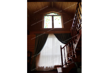 Витражная пленка для окна цветы в загородном доме