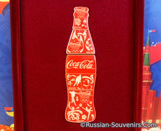 Набор значков «бутылка» Coca-Cola Sochi-2014 (4 шт в планшете)