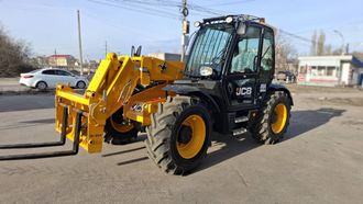 Погрузчик телескопический JCB 531-70