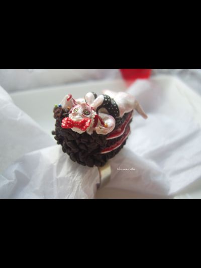 Пин-ап кольцо "Утро Фифеи" с вкусным тортиком