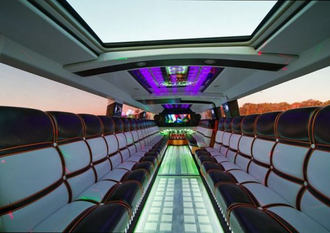 Лимузин Хаммер H2 с боковой дверью "крыло чайки" и люком (Hummer H2 Exclusive)