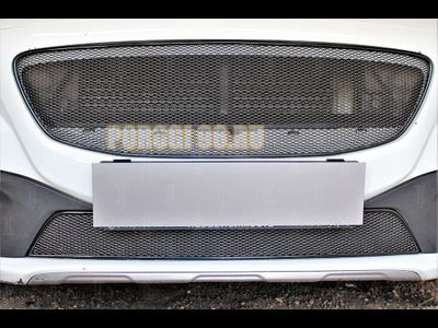 Защита радиатора Volvo V40 Cross Country 2012-2016 black верх PREMIUM (3D устанавливается вместо штатной)