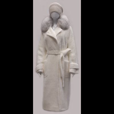 Женское белое пушистое пальто с меховым воротником фото пальто Арти мода пенза