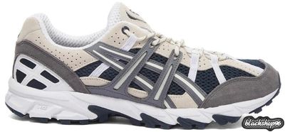 ASICS GEL SONOMA 15-50 Biege (40-45)