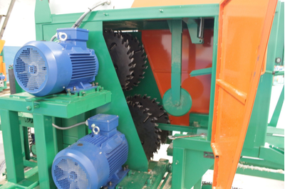 Промышленный брусовальный станок Триумф Т450 (2*22 и 2*30 кВт)/Двухвальный бревнопильный станок «Тополь-450М», от