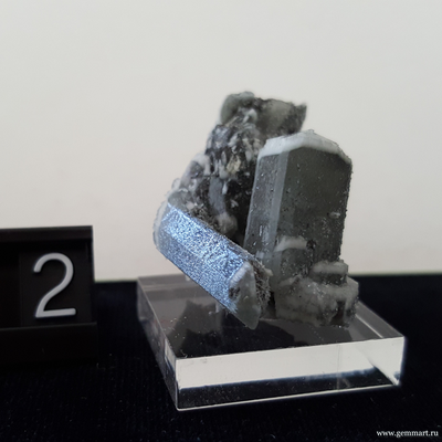 Натролит, сросток кристаллов. Кольский п-ов. Россия. 33*25*24мм