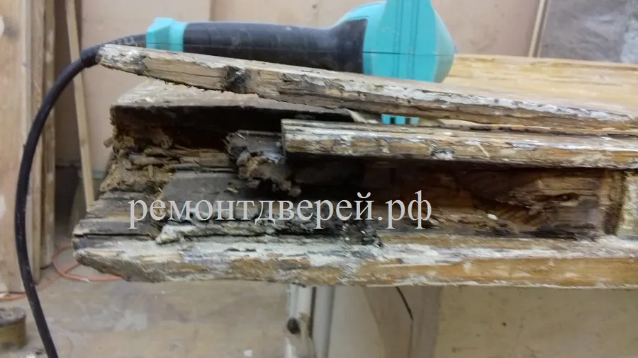 Место для шпингалета в плохом состоянии