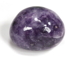 Лепидолит фиолетовый, галтовка, Бразилия (26*20*19 мм, 16 г) №35165