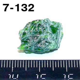 Хромдиопсид натуральный (необработанный) №7-132: 2,0г - 20*13*6мм