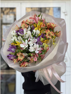 Букет из 17 альстромерий MIX