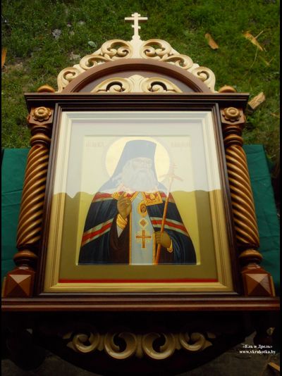 Киот настенный