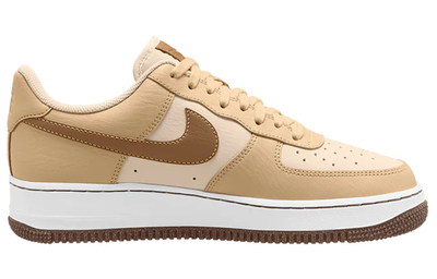 Купить коричневые повседневные Кроссовки Nike Air Force 1 07 LV8 EMB мужские DQ7660-200