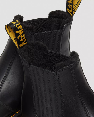 Dr martens winter grip chelsea cheap