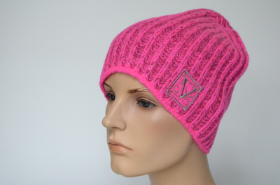 shapka-kashemir-yarko-rozovaya-vizio-italiya-1106-cyo