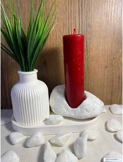 Свеча красная цилиндр (9-12 ч. горения).